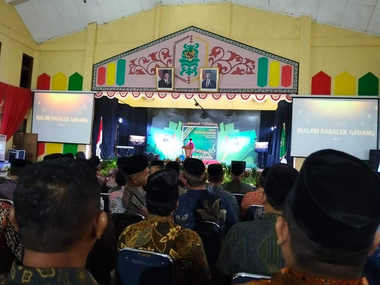 Tenaga Pendidik dan Kependidikan MTsN 2 Aceh Selatan Raih Apresiasi di Malam Baralek Gadang HAB Kemenag Aceh Selatan