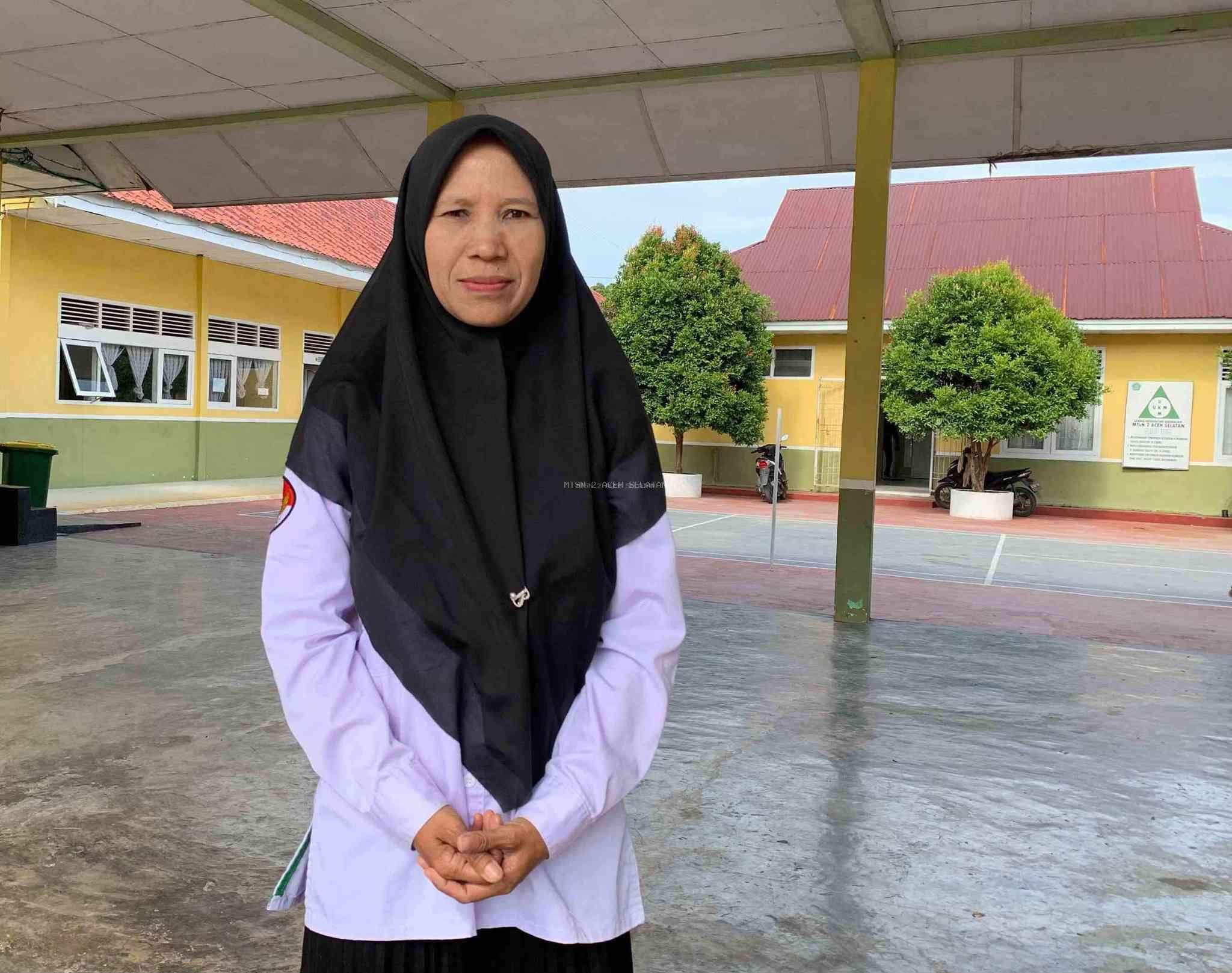 ADAB DULU BARU ILMU: PONDASI KARAKTER GENERASI Z